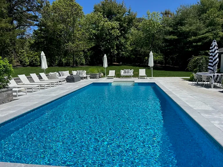 303 Montauk Hwy — Photo 1