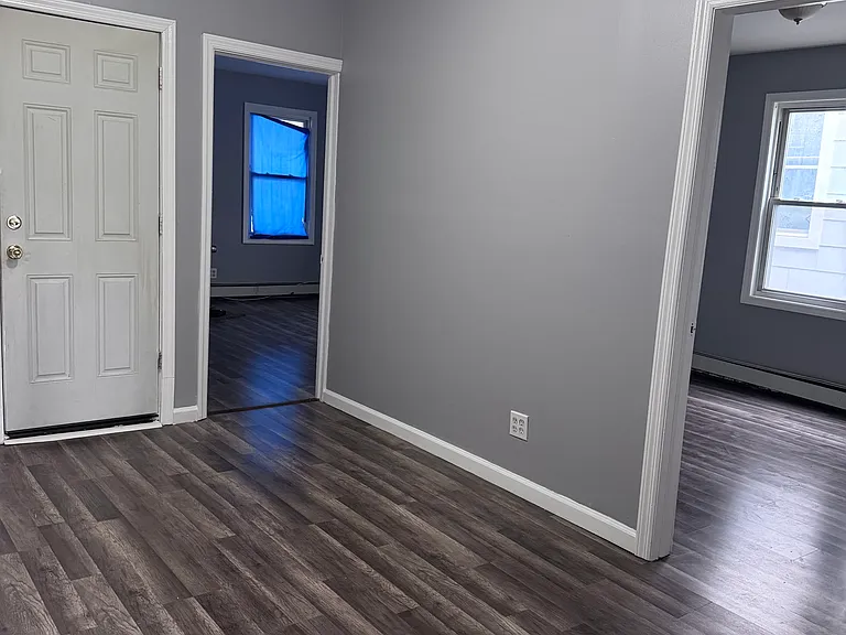 256 Charles Ave #2 — Photo 5