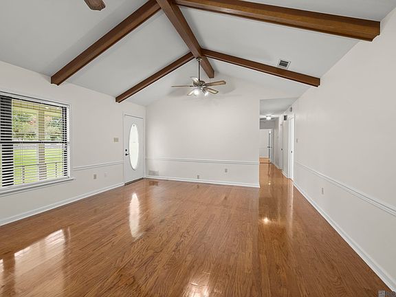 3rd image of 42090 Devall Rd