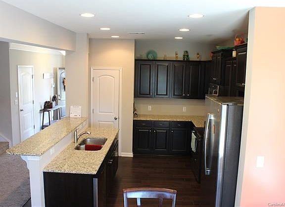 4th image of 10624 Kempsford Dr