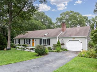 6 Pleasant Wood Dr, Forestdale, MA 02644