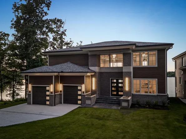 1760 Hamilton Dr, Bloomfield Hills, MI 48302