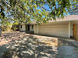 890 N M St, Livermore, CA 94551