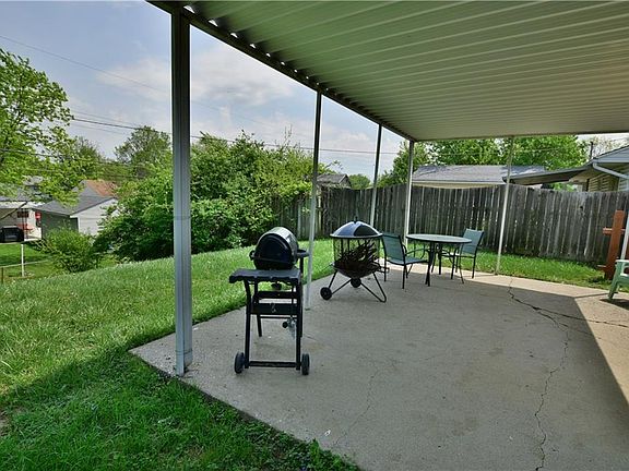 5th image of 2521 E Dorothy Ln