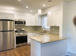 473 Franklin Blvd, Long Beach, NY 11561