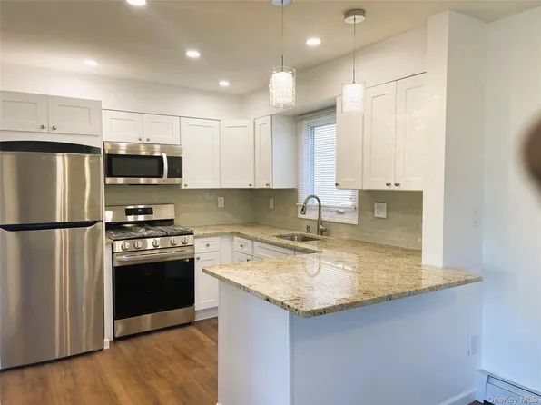 473 Franklin Blvd, Long Beach, NY 11561