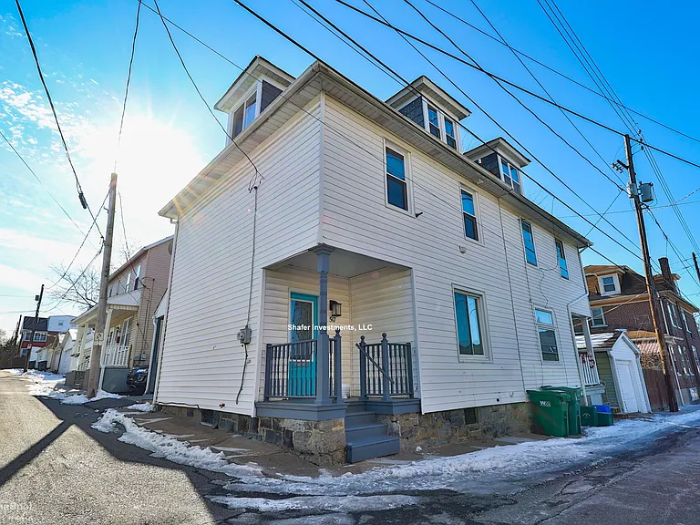 517 Schaffer St — Photo 12