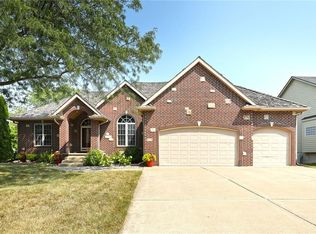 810 NE Lake View Dr, Ankeny, IA 50021