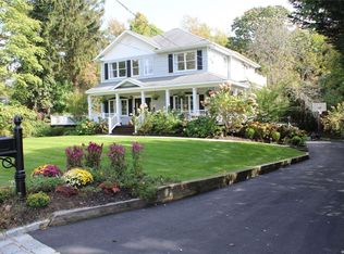 8 Fresh Pond Rd, Northport, NY 11768