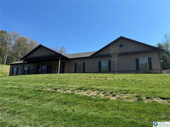1925 Forest Inn Rd, Palmerton, PA 18071
