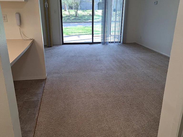 Woodstone Apartments — Photo 12