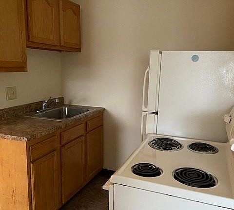 2nd image of 3250 E 49th St #2-4-8