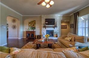 5th image of 307 Bramble Dr