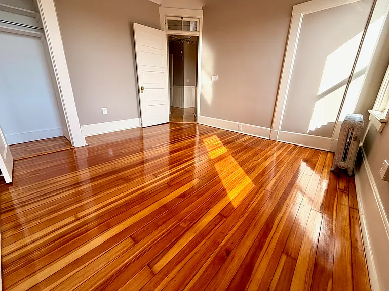 69 S Pleasant St #13 — Photo 14