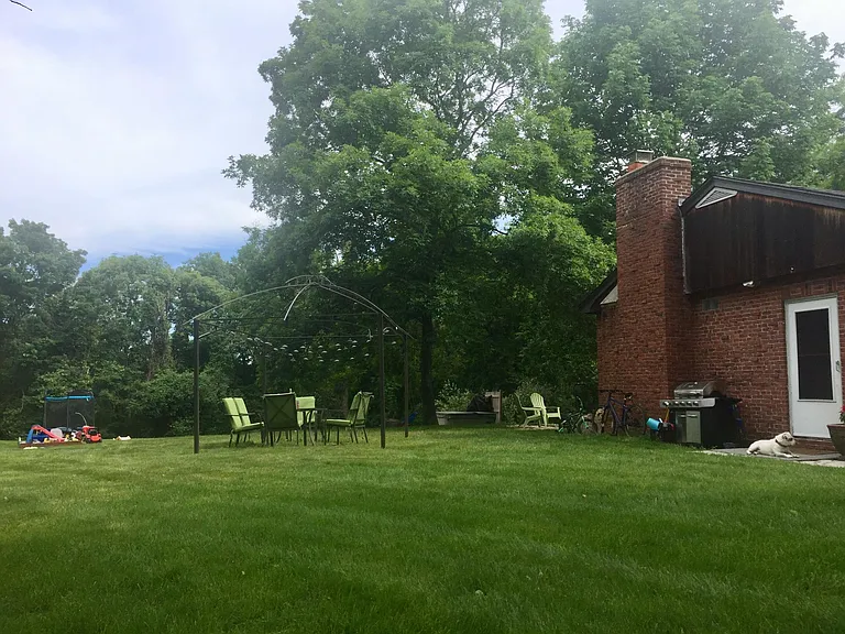 188 Rocky Hill Rd — Photo 4