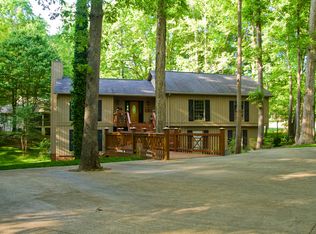 7 Hamiltons Ferry Rd, Lake Wylie, SC 29710