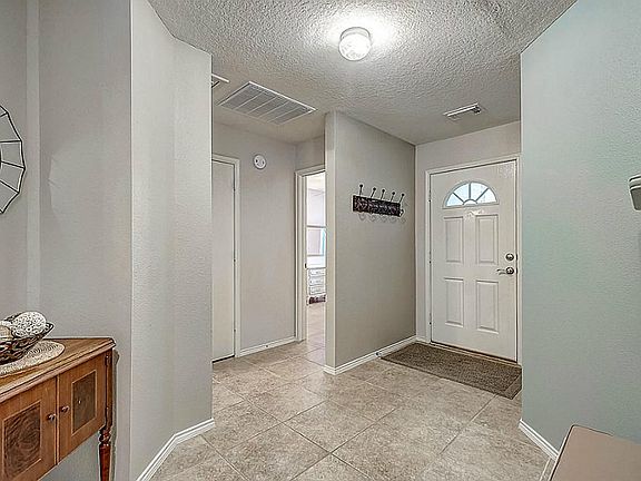 5th image of 4823 Sable Field Ln