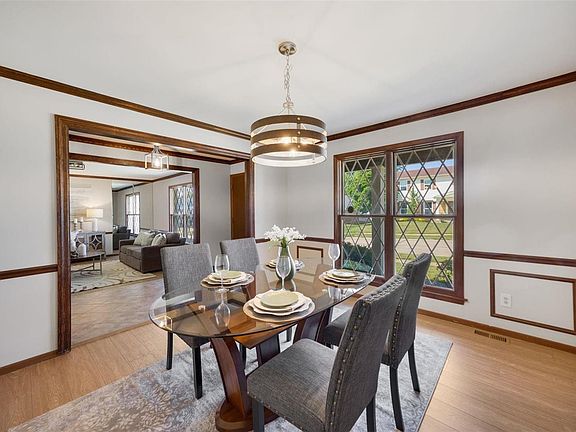 4th image of 4011 Royal Estates Dr