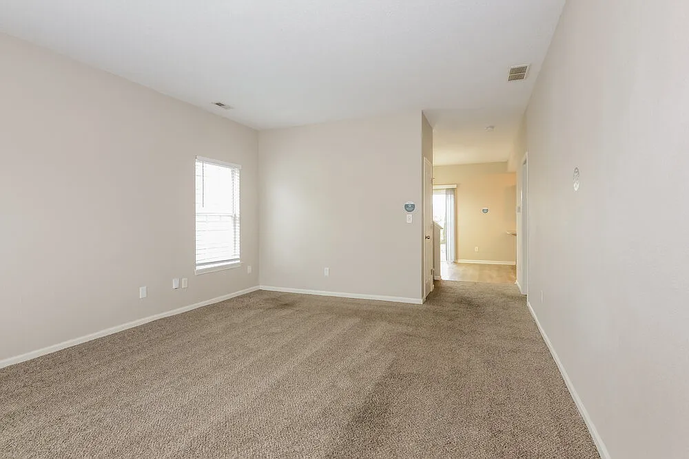 3 bed, 2.5 bath, 1788 sqft, $1,930 — Photo 4