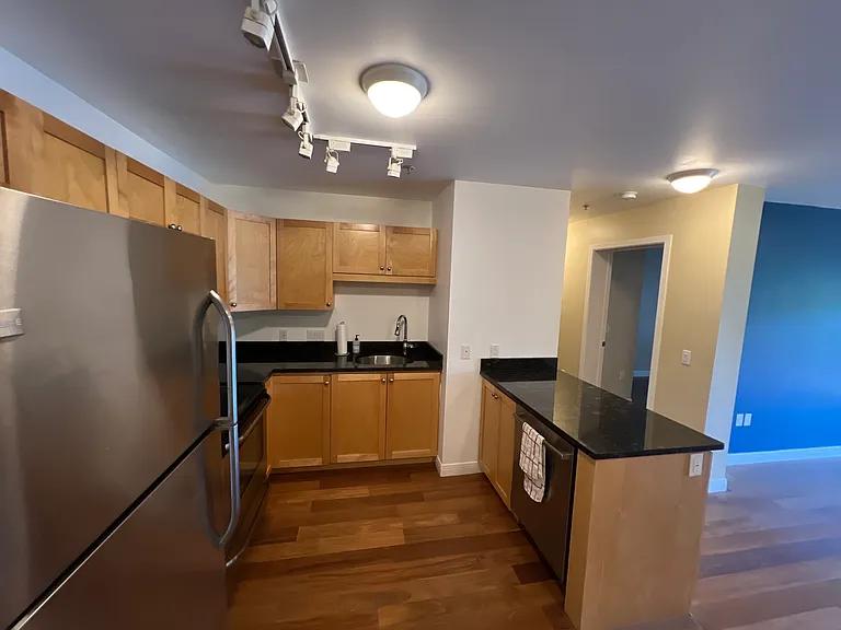 287 Mascoma St #106 — Photo 5