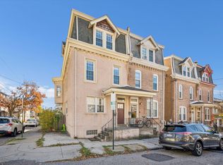 389 Conarroe St, Philadelphia, PA 19128
