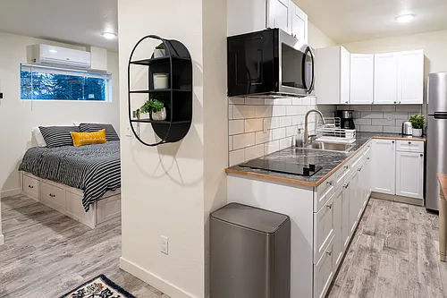 Easy Street Townhomes Photo 1