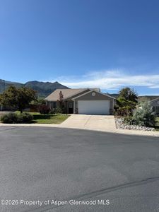 268 Cliff View Cir, Parachute, CO, 81635