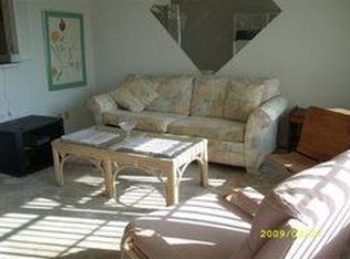 1035 Berkshire #B, Deerfield Beach, FL 33442