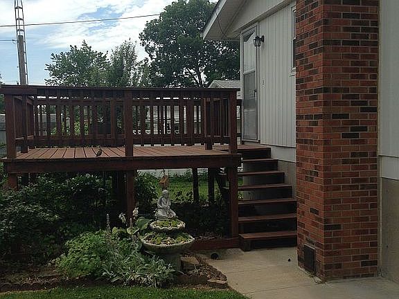 3rd image of 470 Walnut Dr