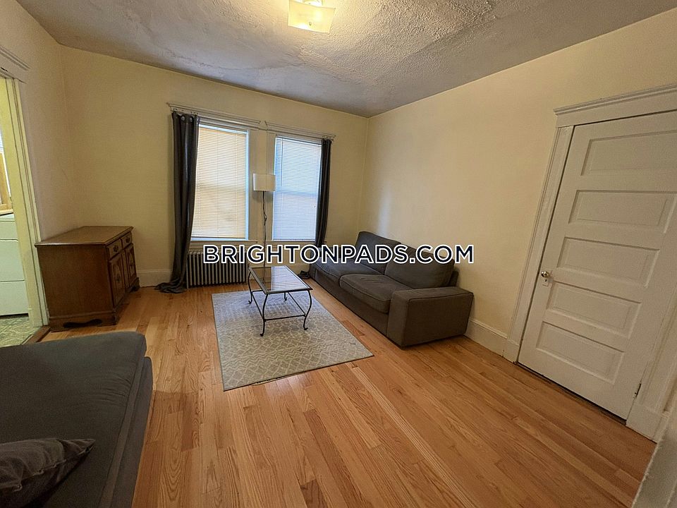 1st image of 62 Union St #1