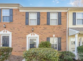 5323 Glenlea Walk Ln, Charlotte, NC 28216