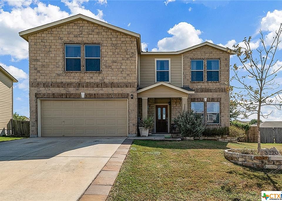 1st image of 3220 Crested Creek Dr