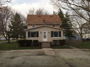 301 E Adams St, Loda, IL