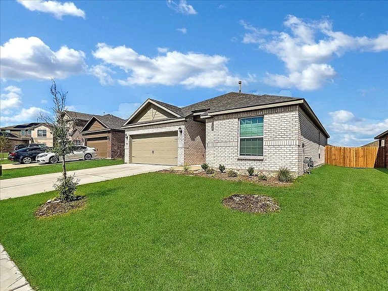 2112 Erlinda Dr — Photo 36