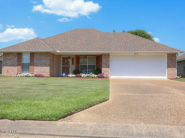 1026 Bullrun Dr, Byram, MS 39272