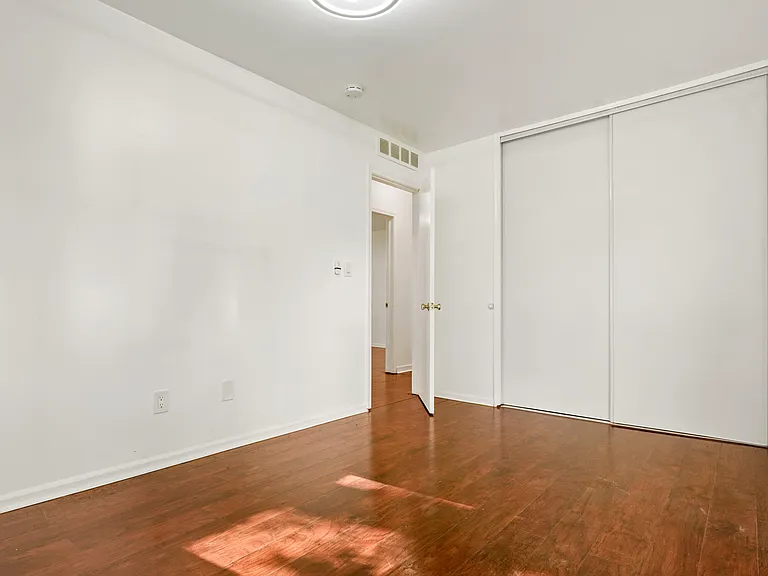6843 E Dartmoor Rd — Photo 12