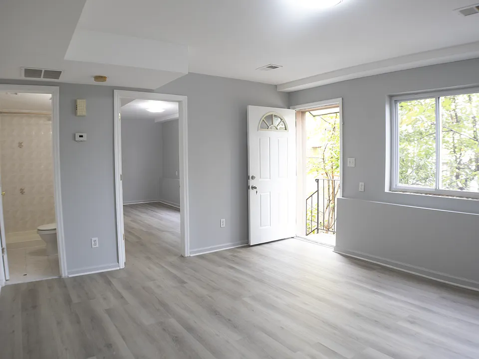 158 Twombly Ave