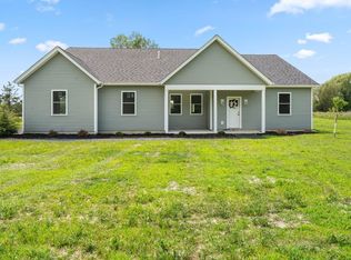 52 E Olive St, Grand Isle, VT 05458