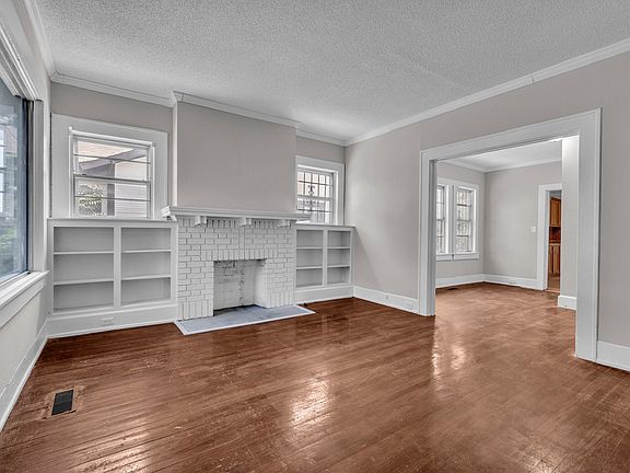 4th image of 1437 Woodland Ave SW