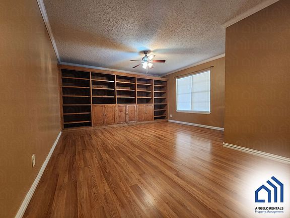 3rd image of 3407 Tanglewood Dr