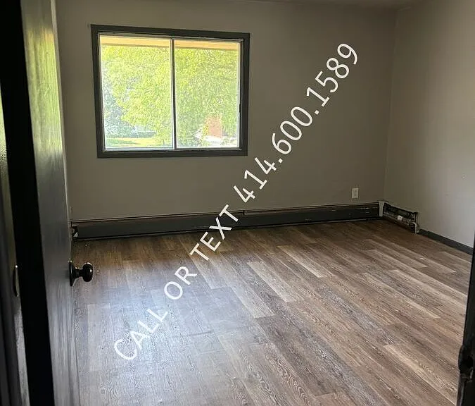 6330 N 91st St #3 — Photo 6