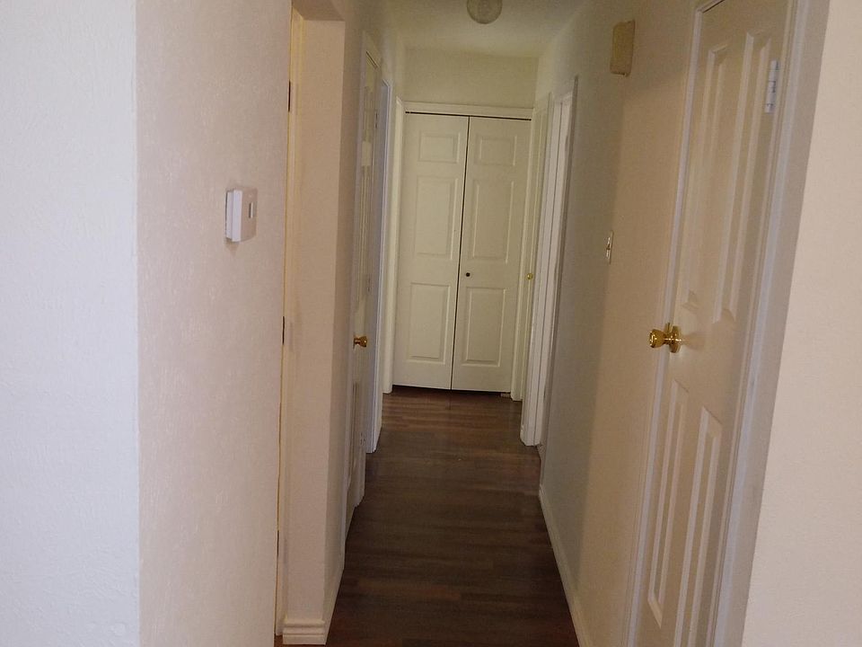 1st image of 1808 Willow Ln