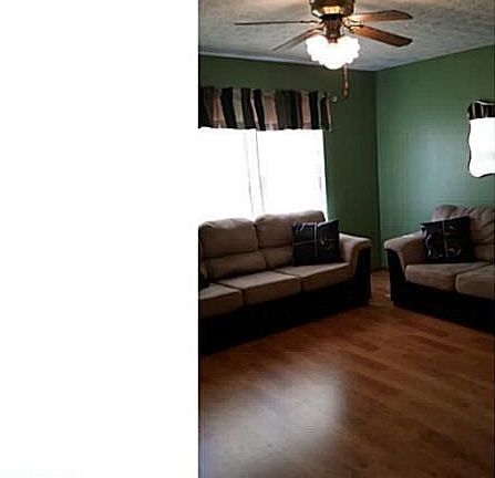 3rd image of 9658 Mojave Cir