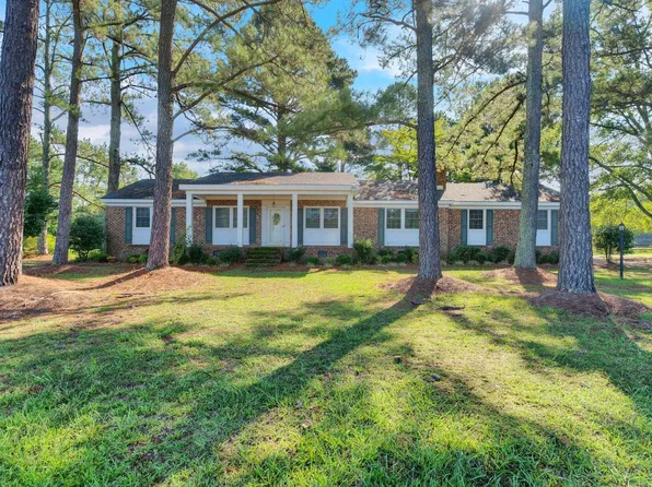 6185 Us Highway 401 S, Bunnlevel, NC 28323