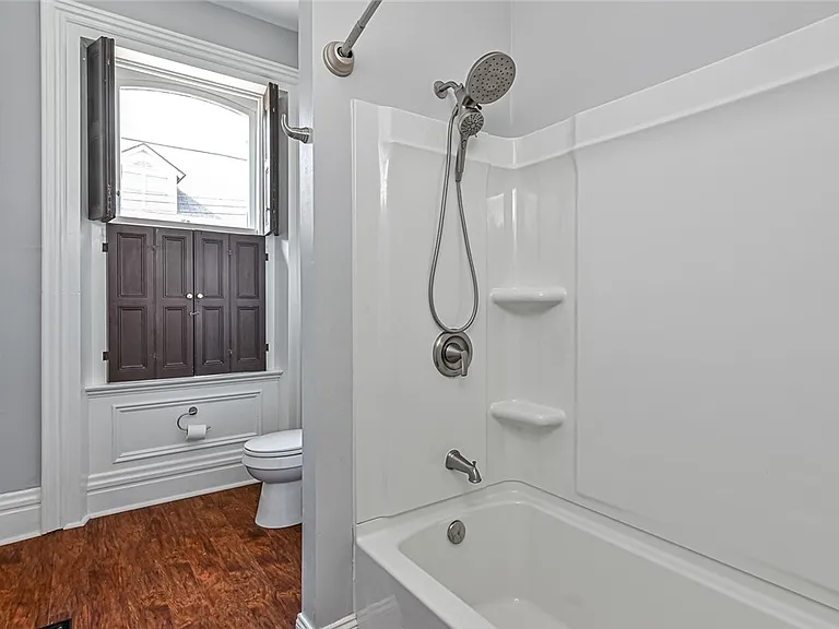 617 Avery St — Photo 25