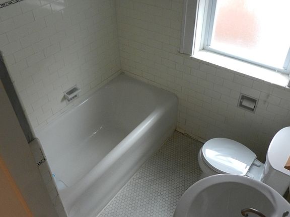3rd image of 5043 Mardel Ave #A