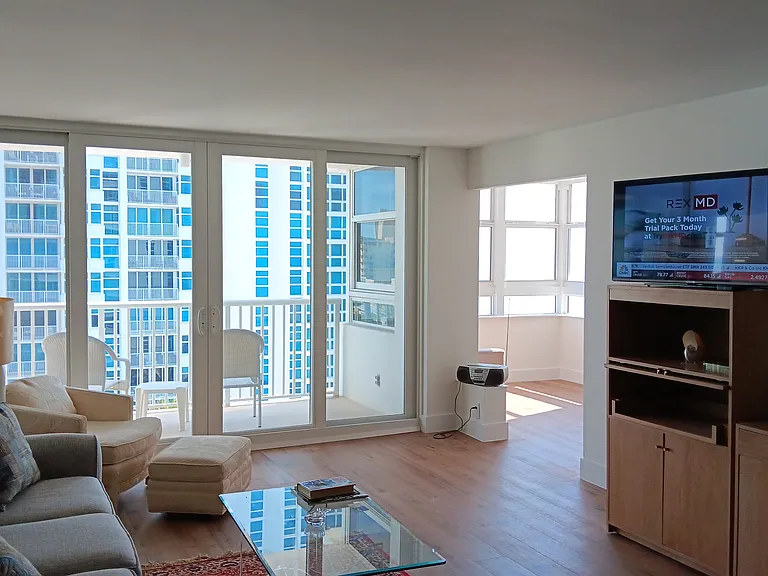 1370 S Ocean Blvd #906 — Photo 4