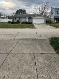 25188 Crisler St, Taylor, MI, 48180