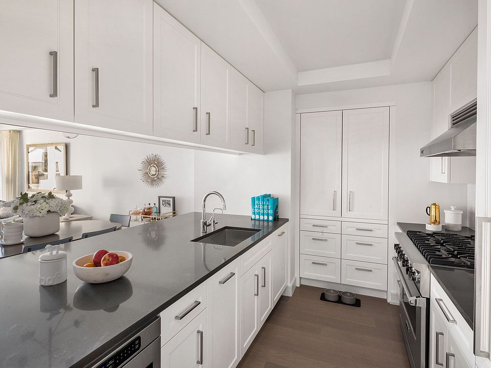 1st image of 222 W 80th St #12E