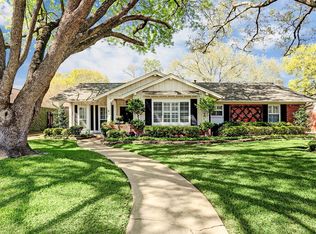 7626 Fairdale Ln, Houston, TX 77063